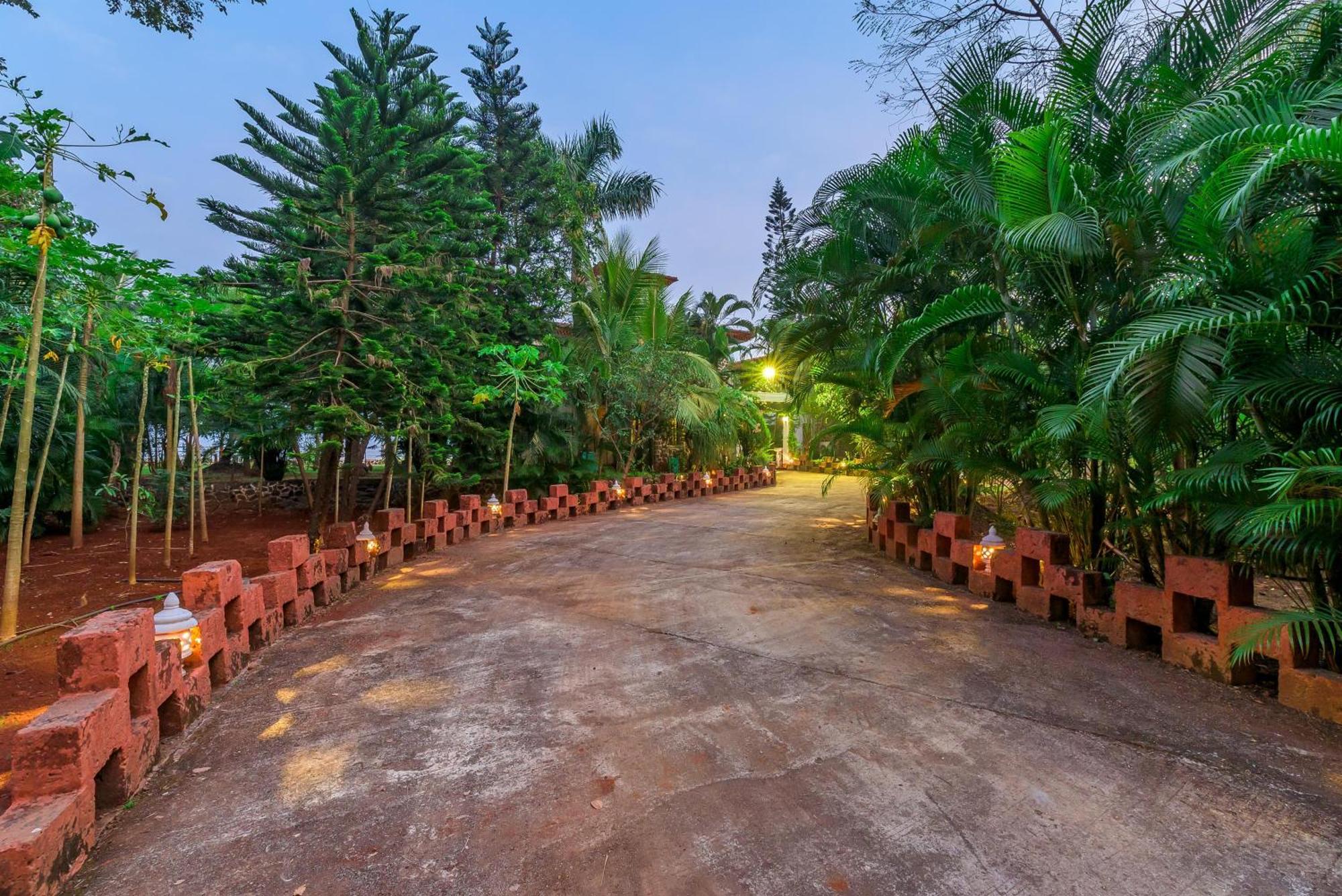 Saffronstays Sea La Vie Danda Exterior photo